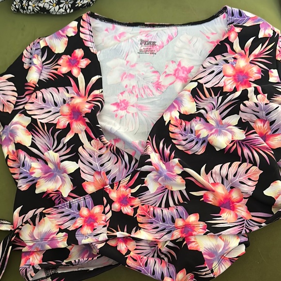 PINK Tops - Pink Victoria Secret Tropical Floral Wrap Top /MAKE ME AN OFFER